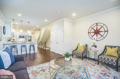 1019 N Randolph St, Philadelphia, PA 19123