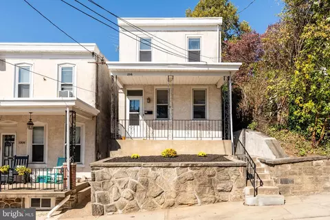 256 Hermitage St, Philadelphia, PA 19127