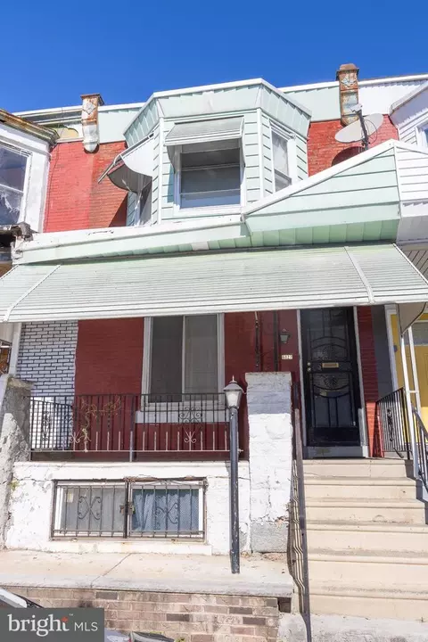 6027 Delancey St, Philadelphia, PA 19143
