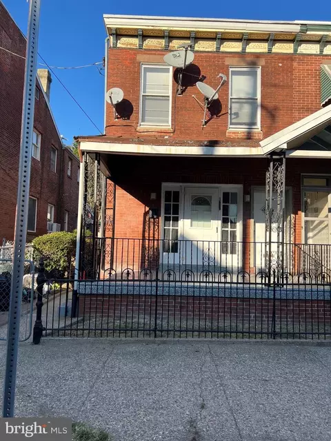 1665 Wakeling St, Philadelphia, PA 19124