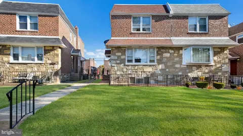 609 Brighton St, Philadelphia, PA 19111