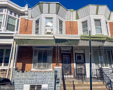 2943 W Oxford St, Philadelphia, PA 19121