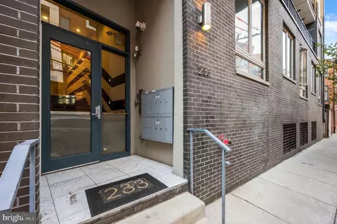 233 Poplar St #7, Philadelphia, PA 19123