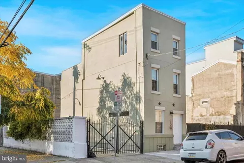 150-152 W Norris St, Philadelphia, PA 19122