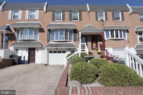 3217 Saxon Pl, Philadelphia, PA 19114