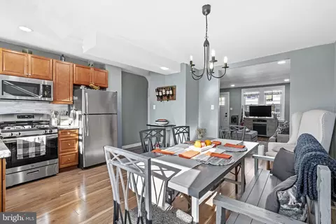 6555 Tulip St, Philadelphia, PA 19135