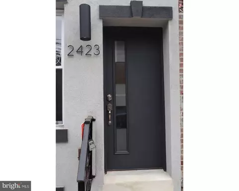 2423 W Seybert St, Philadelphia, PA 19121