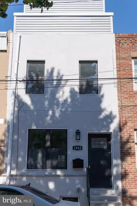1943 Sigel St, Philadelphia, PA 19145