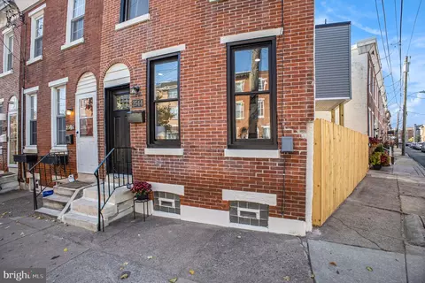 2544 E Norris St, Philadelphia, PA 19125