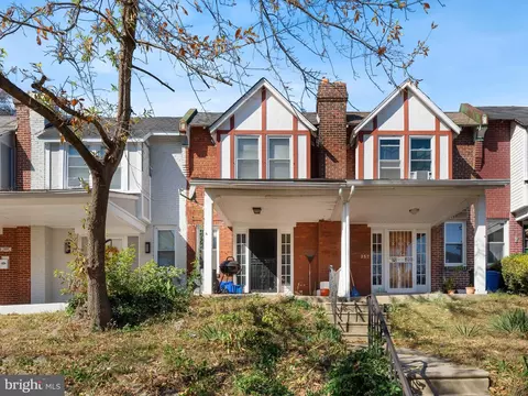 355 E Upsal St, Philadelphia, PA 19119