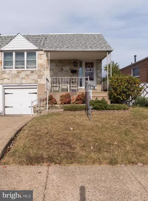 9838 Dungan Rd, Philadelphia, PA 19115