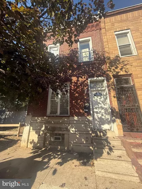 1741 Edgley St, Philadelphia, PA 19121
