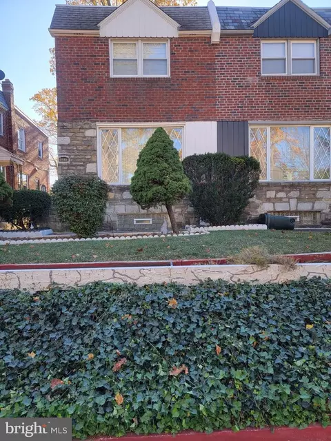 8118 Thouron Ave, Philadelphia, PA 19150
