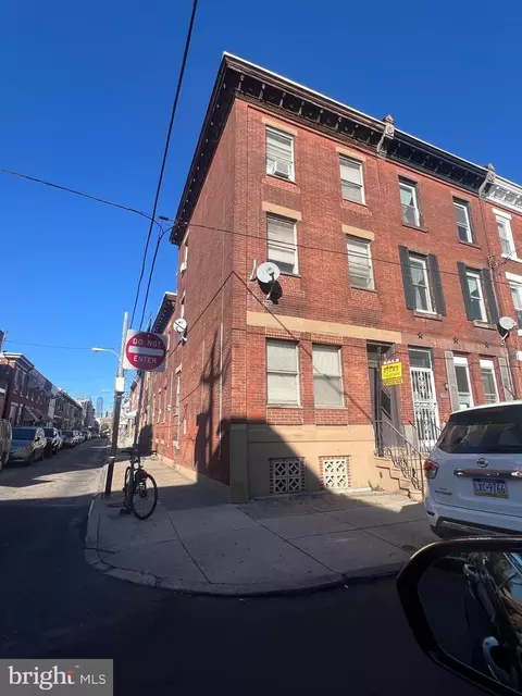 1527 Morris St, Philadelphia, PA 19145