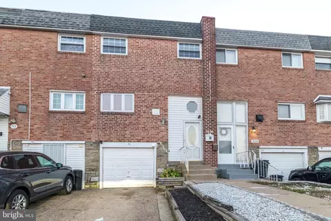 3536 E Crown Ave, Philadelphia, PA 19114