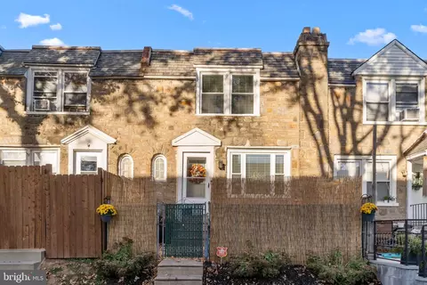 1327 Mckinley St, Philadelphia, PA 19111