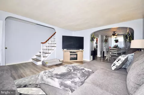 3558 Meridian St, Philadelphia, PA 19136