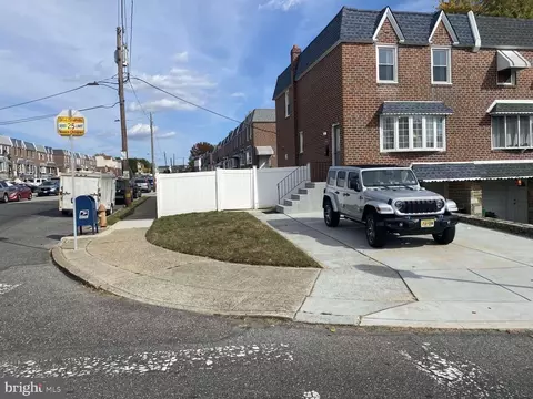 4357 Deerpath Ln, Philadelphia, PA 19154