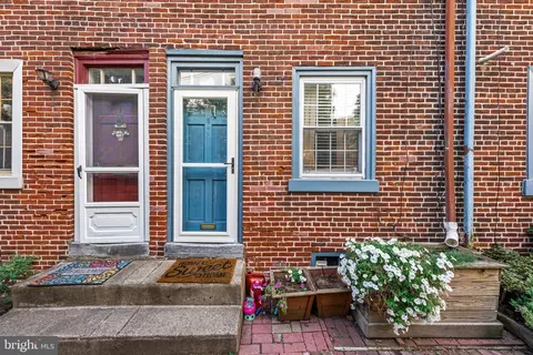 725-727 Pemberton St #6, Philadelphia, PA 19147