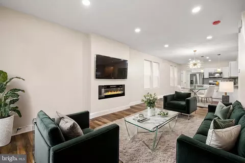 127 W Olney Ave, Philadelphia, PA 19120