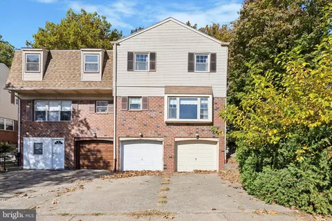 9394 Neil Rd #A, Philadelphia, PA 19115