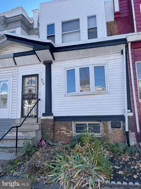 928 S 50th St, Philadelphia, PA 19143