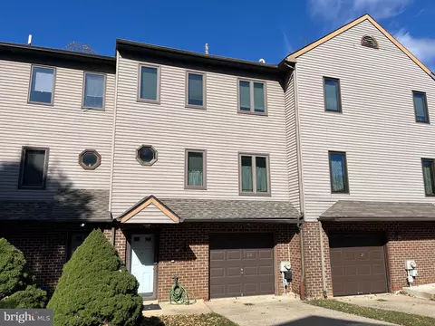 8816 Ridge Ave #23, Philadelphia, PA 19128