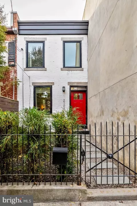 2106 E Susquehanna Ave, Philadelphia, PA 19125
