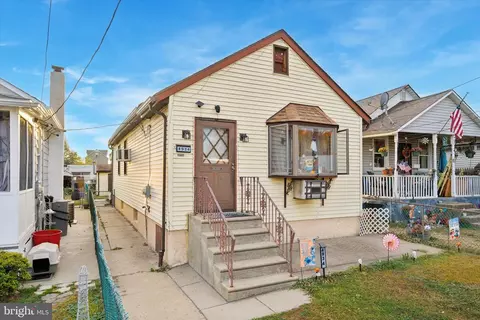 4934 Pearson Ave, Philadelphia, PA 19114