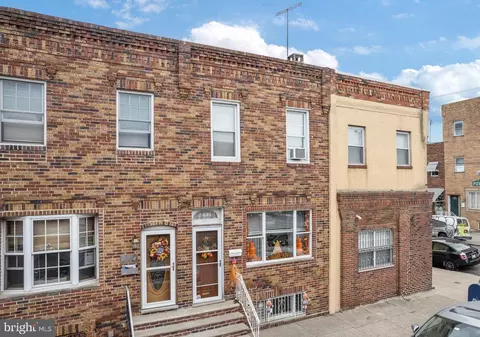 2449 S 9th St, Philadelphia, PA 19148