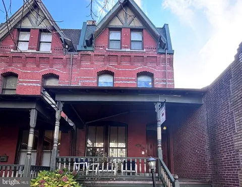 4436 Chestnut St, Philadelphia, PA 19104