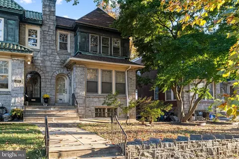 5809 Charles St, Philadelphia, PA 19135