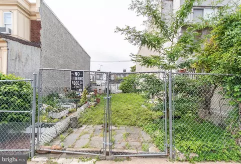 160 W Wyoming Ave, Philadelphia, PA 19140