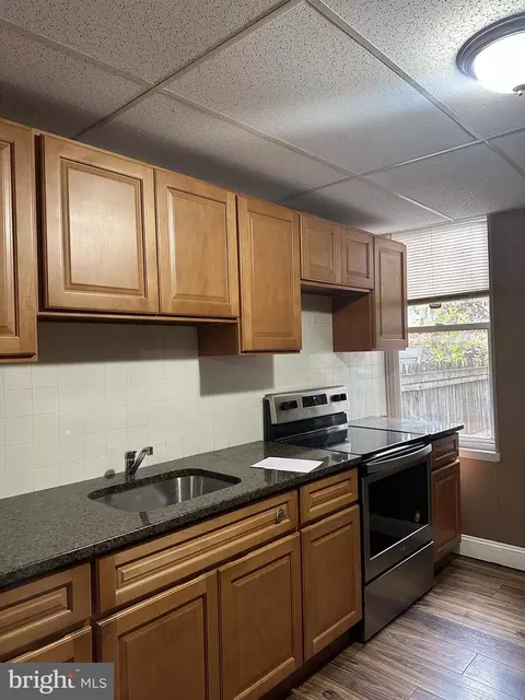2154 E Monmouth St, Philadelphia, PA 19134