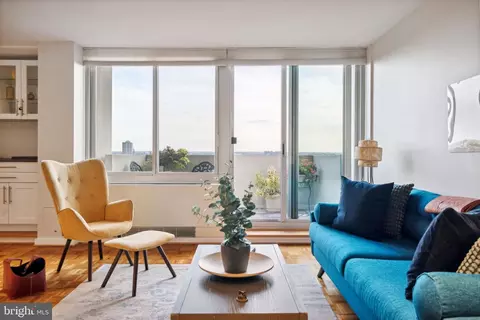 604 S 36 S Washington Sq #1407, Philadelphia, PA 19106