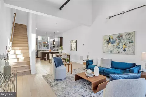 1102 N 22 N American St #8, Philadelphia, PA 19123