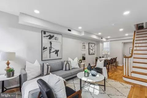 2415 Olive St, Philadelphia, PA 19130