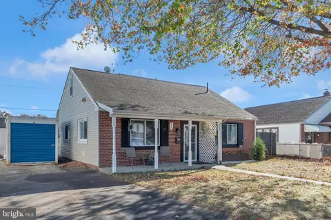 9215 Exeter Rd, Philadelphia, PA 19114