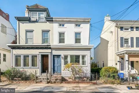 432 Green Ln, Philadelphia, PA 19128