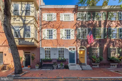 535 Delancey St, Philadelphia, PA 19106