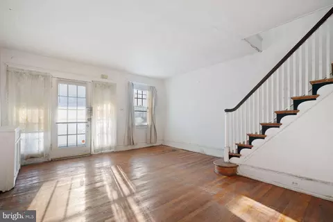4819 Knox St, Philadelphia, PA 19144