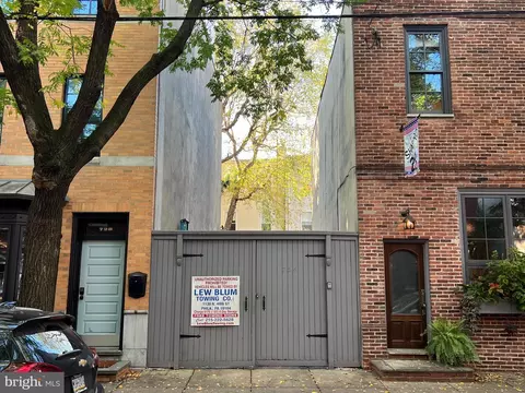 726 S 6th St, Philadelphia, PA 19147