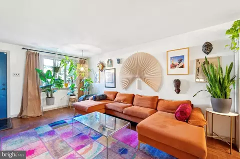 4572 Manayunk Ave, Philadelphia, PA 19128