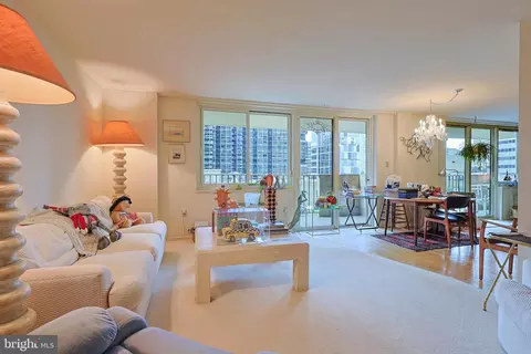 1901 John F Kennedy Blvd #1907/08, Philadelphia, PA 19103