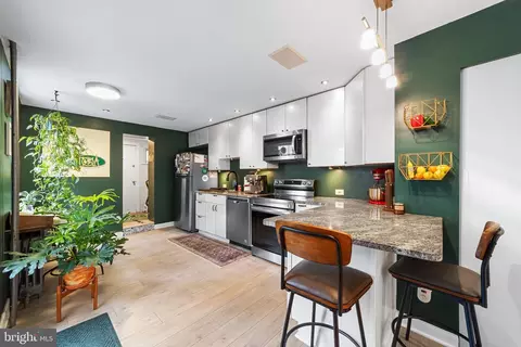 4319 Fleming St, Philadelphia, PA 19128