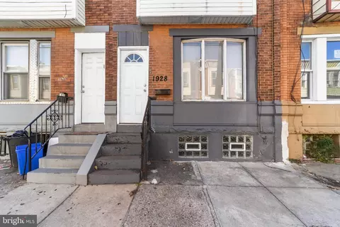 1928 Clarence St, Philadelphia, PA 19134