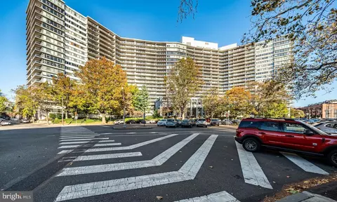 2401 Pennsylvania Ave #4B29, Philadelphia, PA 19130