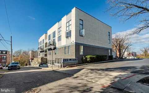 182 Gay St #304, Philadelphia, PA 19128
