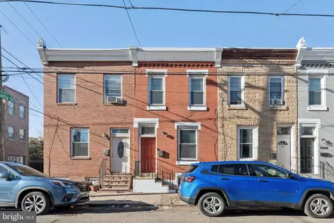 2462 Emerald St, Philadelphia, PA 19125