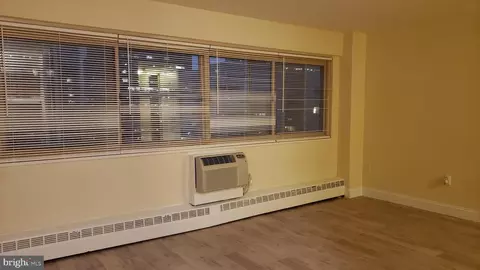 2101 17 Chestnut St #1522, Philadelphia, PA 19103